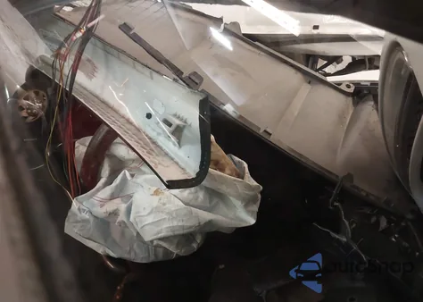 2013 Porsche Cayenne z USA, uszkodzony, nr VIN WP1AA2A29DLA03110